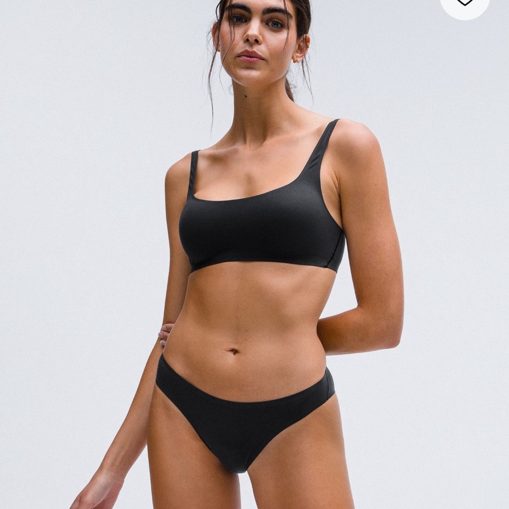 Lululemon Nulu scoop neck bralette NWT!
